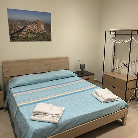 Nocleg ze śniadaniem Maraneri 4*